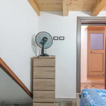 La Casa Di Daila Apartment